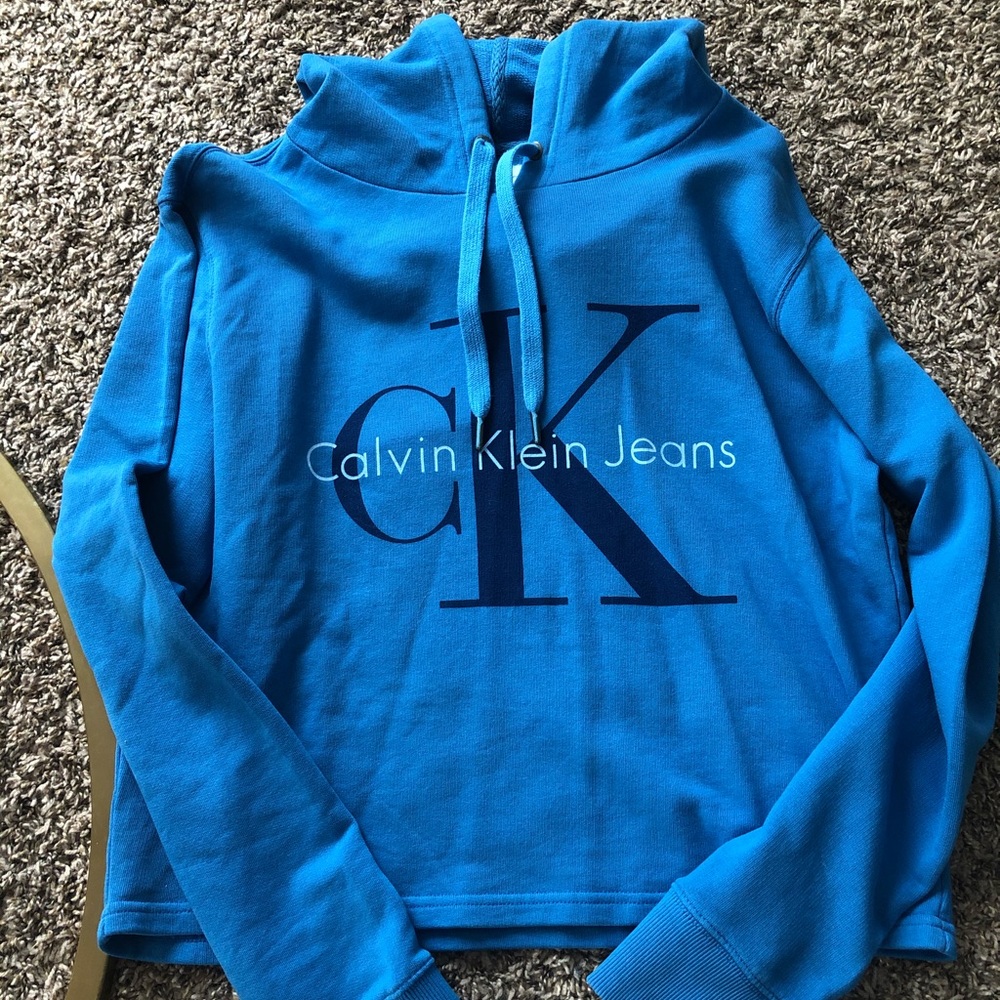 Calvin Klein blue sweatshirt